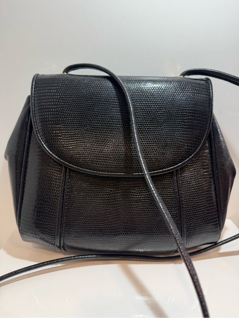 Yves Saint Laurent Black Lizard Embossed Leather Shoulder Bag